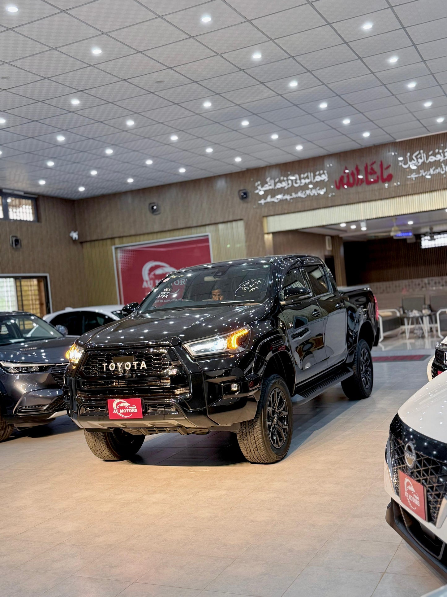 TOYOTA HILUX Z GR SPORTS