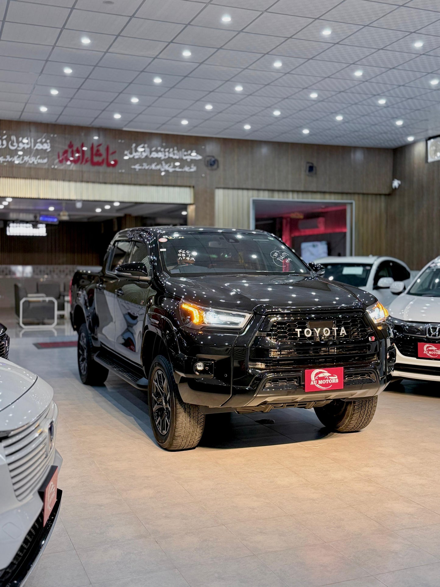 TOYOTA HILUX Z GR SPORTS