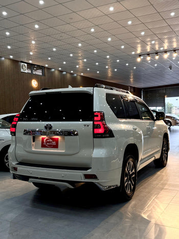 TOYOTA TXL PRADO