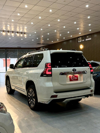 TOYOTA TXL PRADO