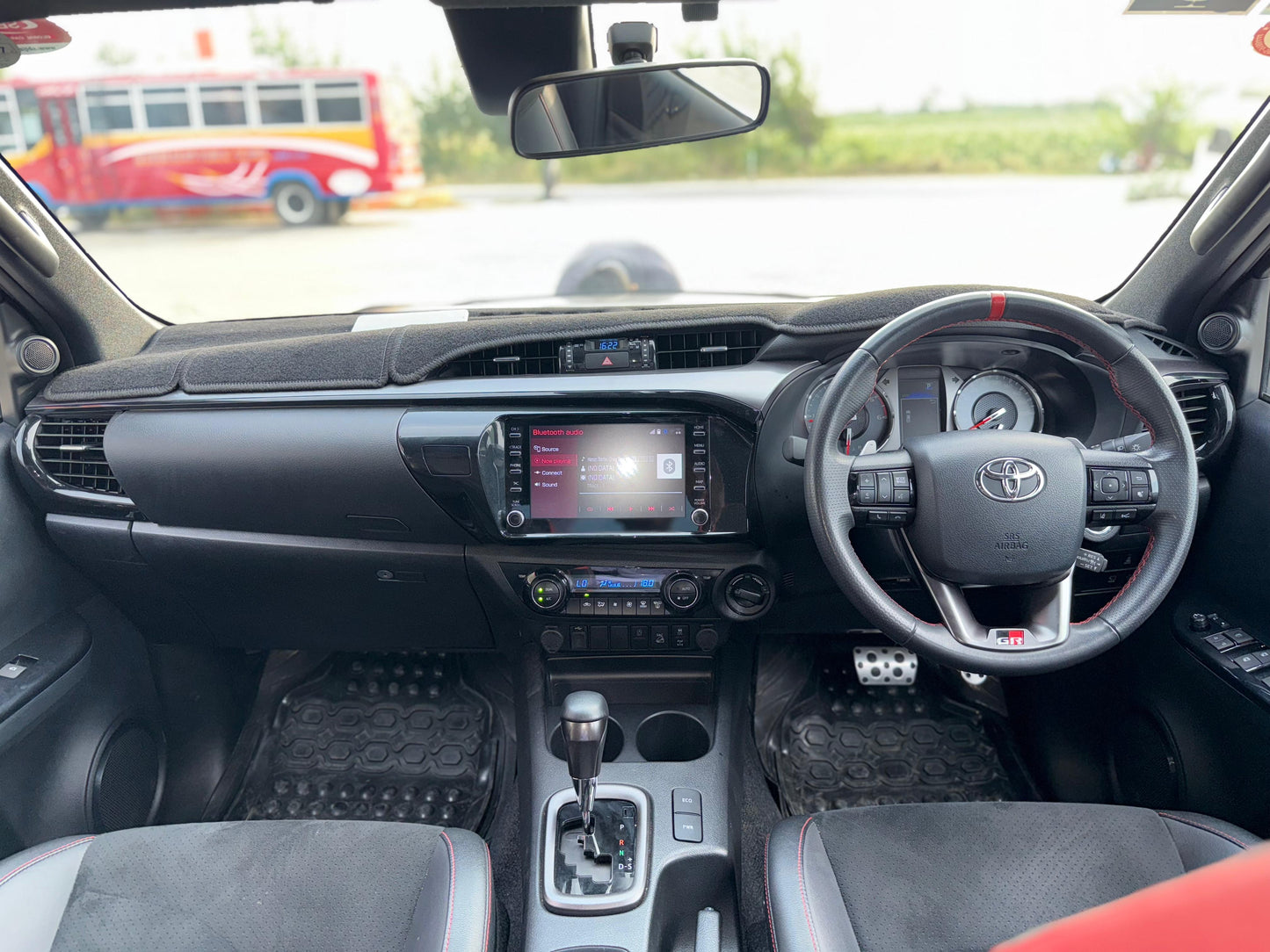 TOYOTA HILUX REVO Z GR SPORT