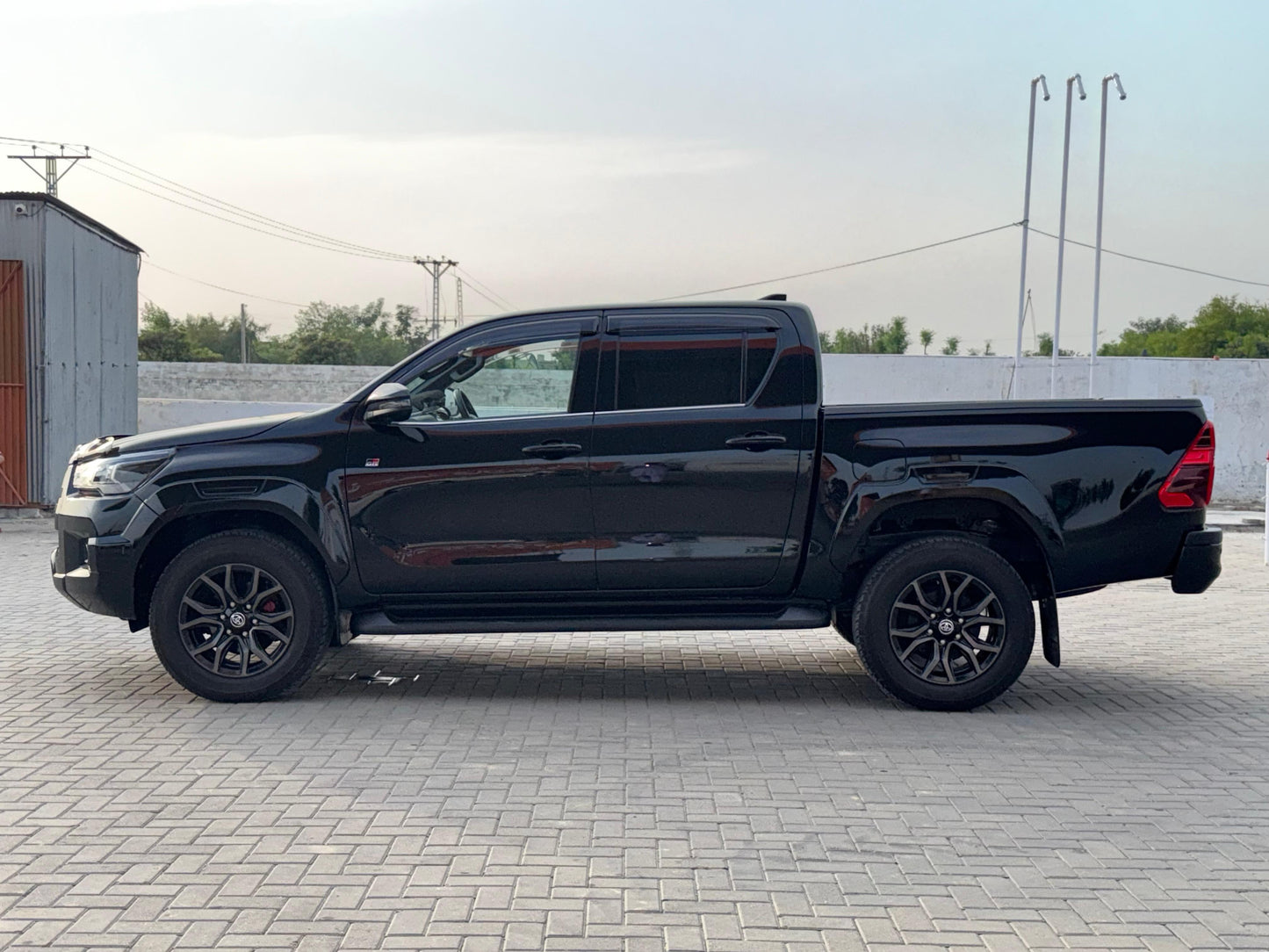 TOYOTA HILUX REVO Z GR SPORT