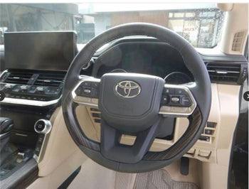 TOYOTA LC300