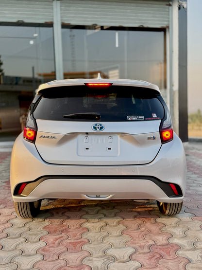 TOYOTA AQUA G