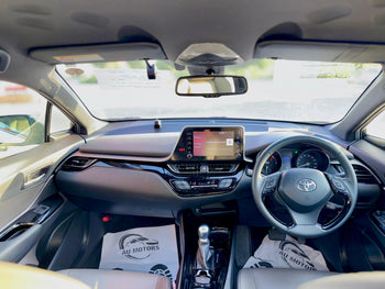 TOYOTA CH-R G LED