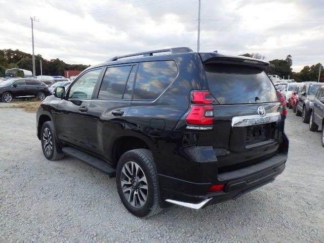 TOYOTA PRADO TXL 7 SEATER