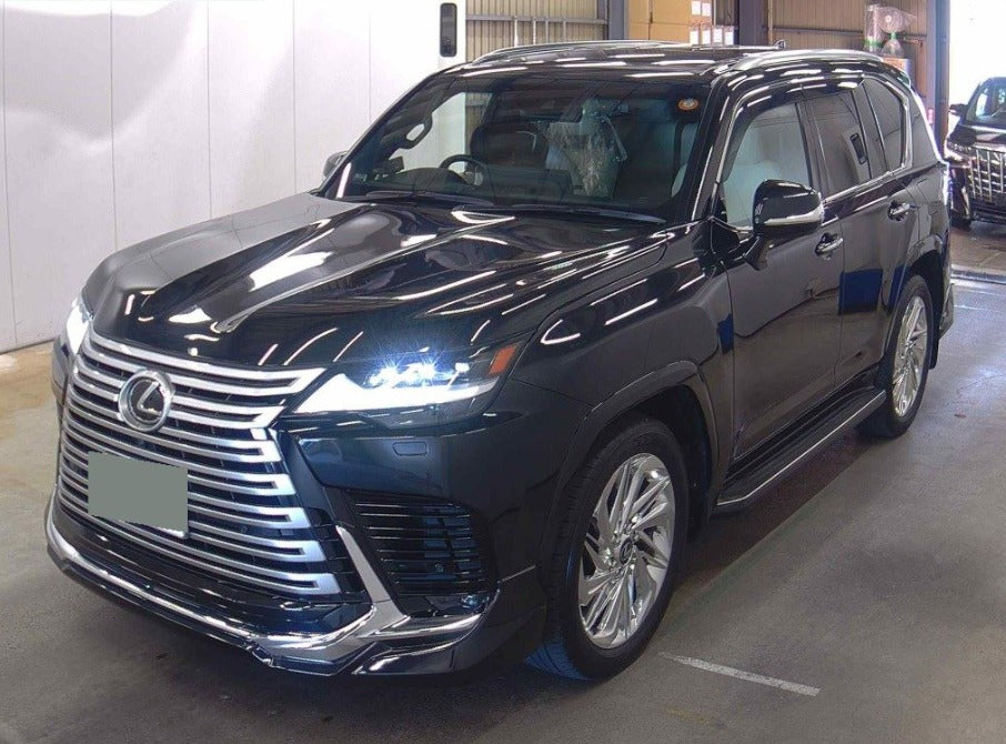 LEXUS LX600