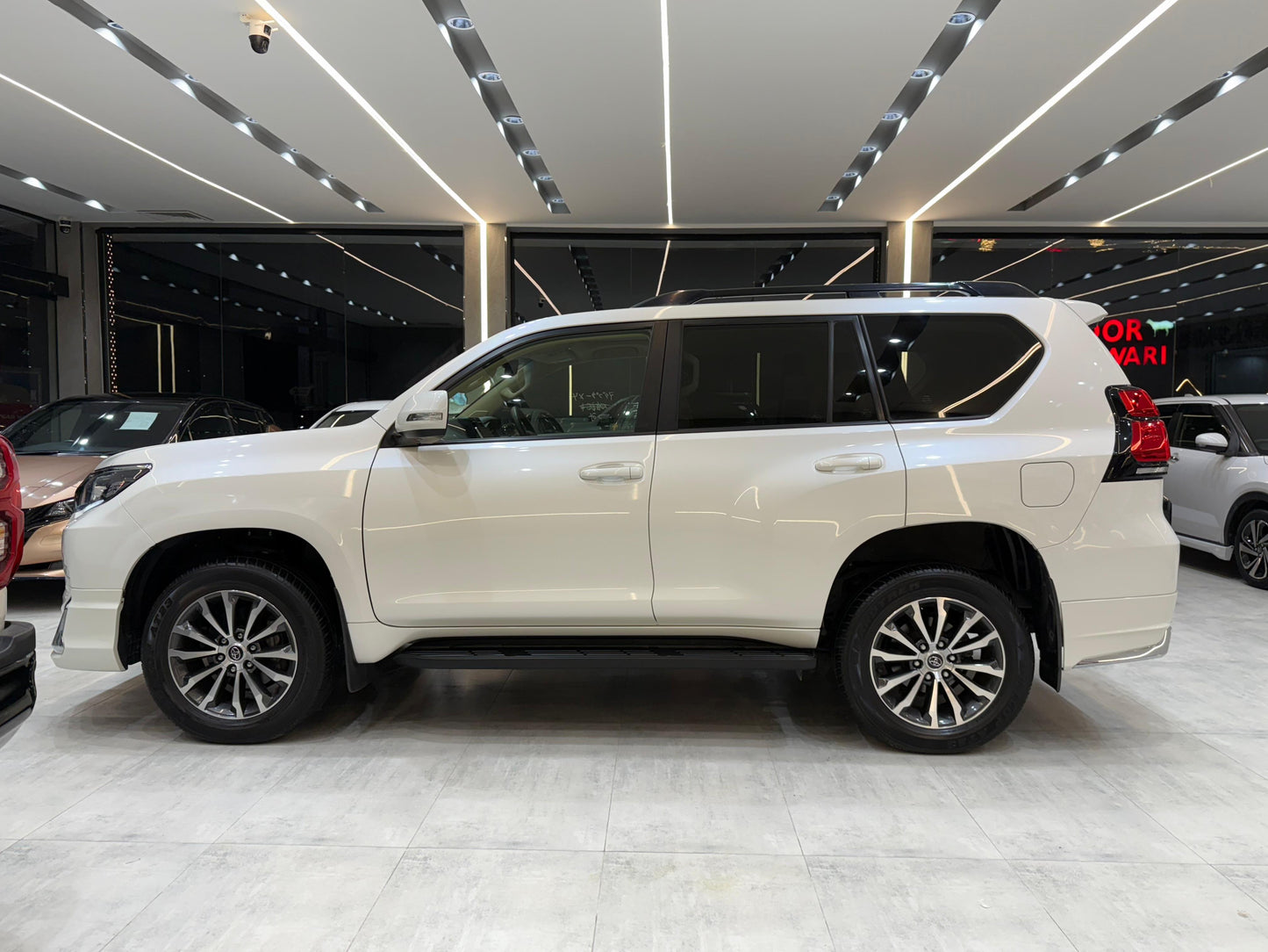 TOYOTA PRADO TXL