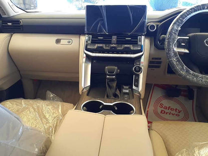 TOYOTA LC300