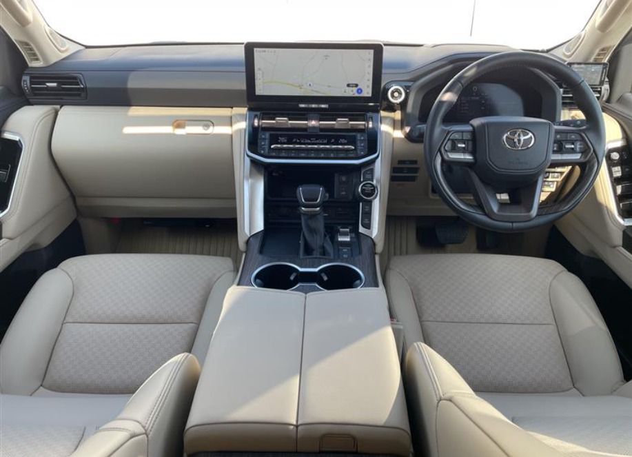 TOYOTA LC300
