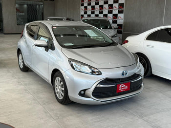 TOYOTA AQUA G