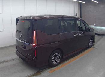 NISSAN SERENA E POWER HIGHWAY STAR V