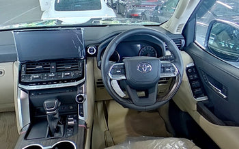 TOYOTA LC300