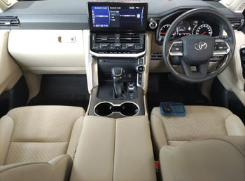 TOYOTA LC300