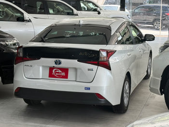 TOYOTA PRIUS S