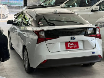 TOYOTA PRIUS S