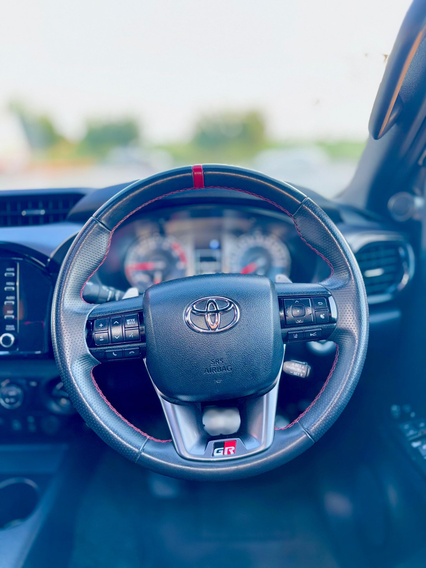 TOYOTA HILUX REVO Z GR SPORT