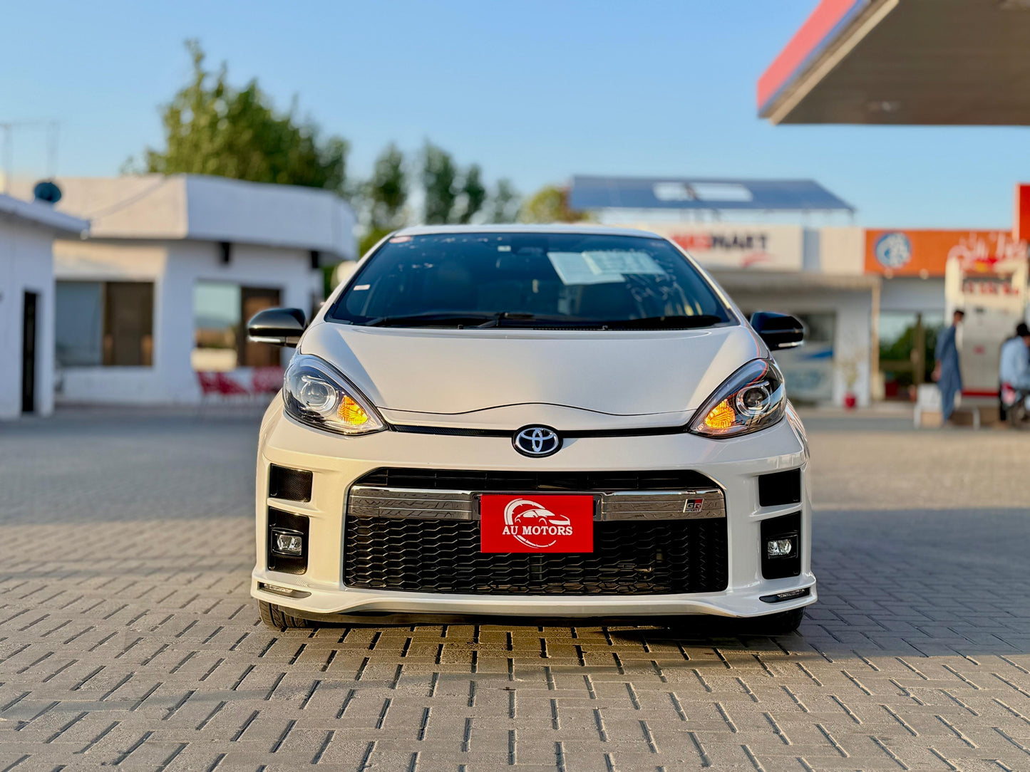 TOYOTA AQUA GR SPORTS