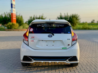 TOYOTA AQUA GR SPORTS