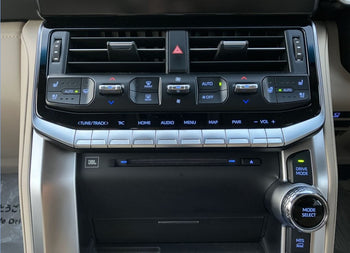 TOYOTA LC300