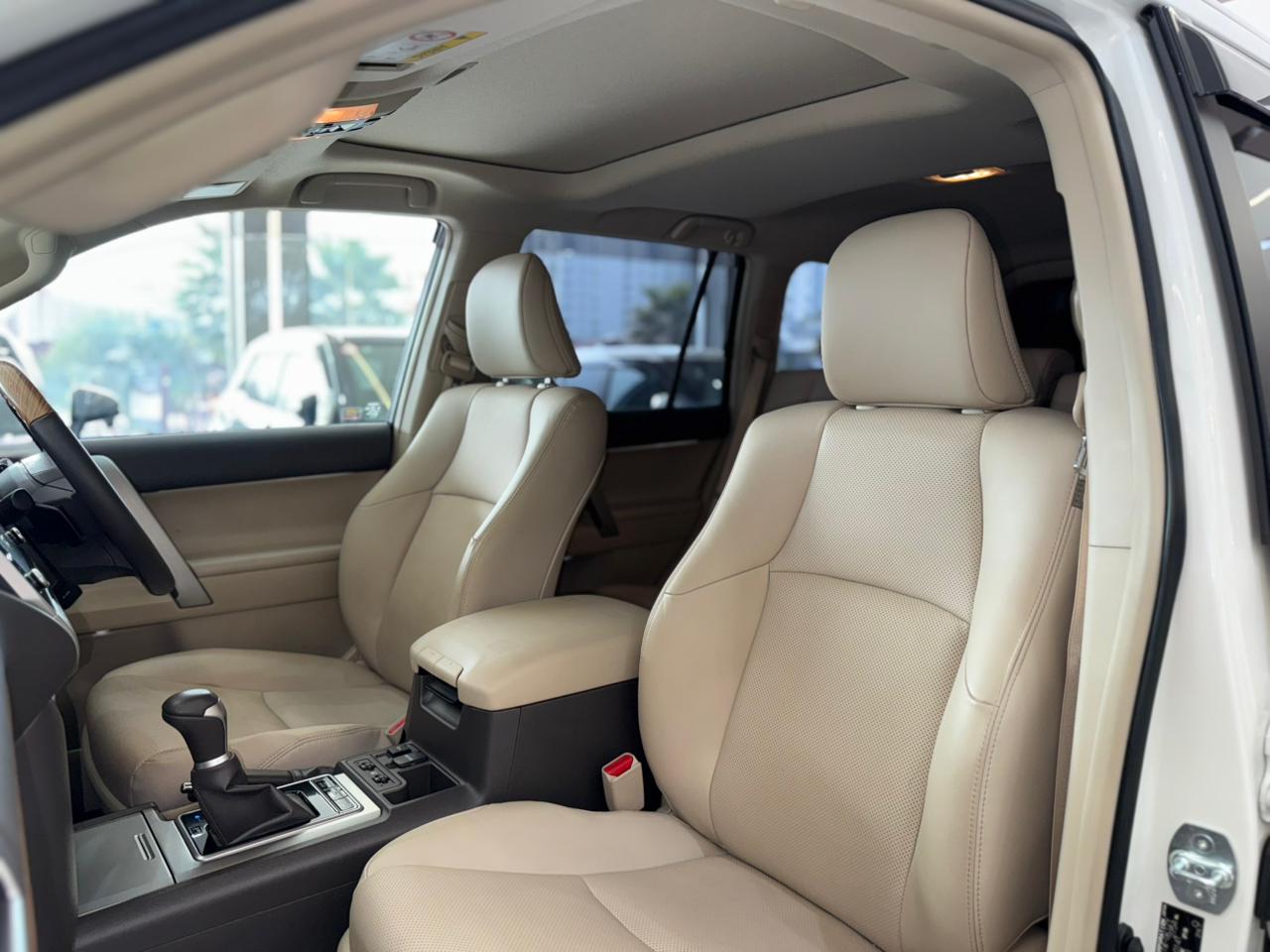 TOYOTA PRADO TZG