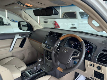 TOYOTA PRADO TZG