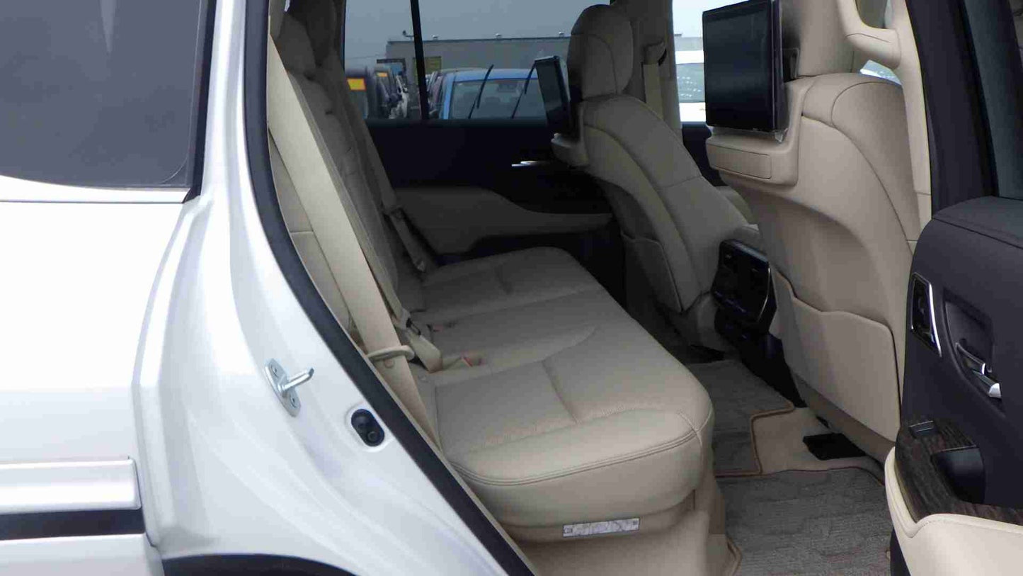 TOYOTA LC300