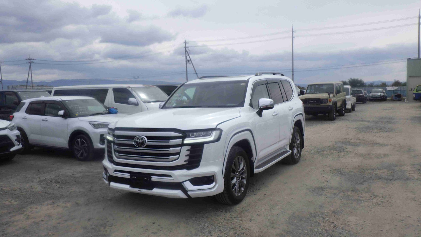 TOYOTA LC300