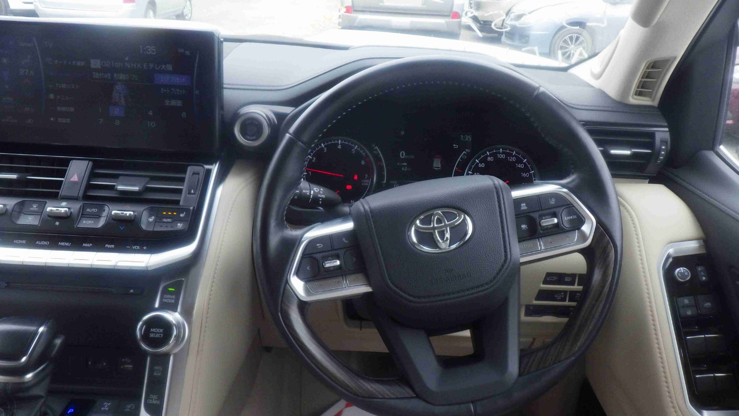 TOYOTA LC300