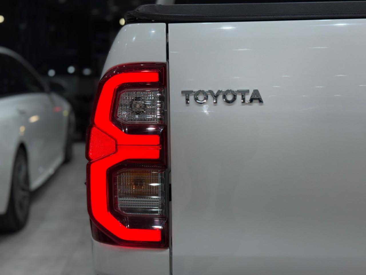 TOYOTA HILUX REVO Z GR SPORT