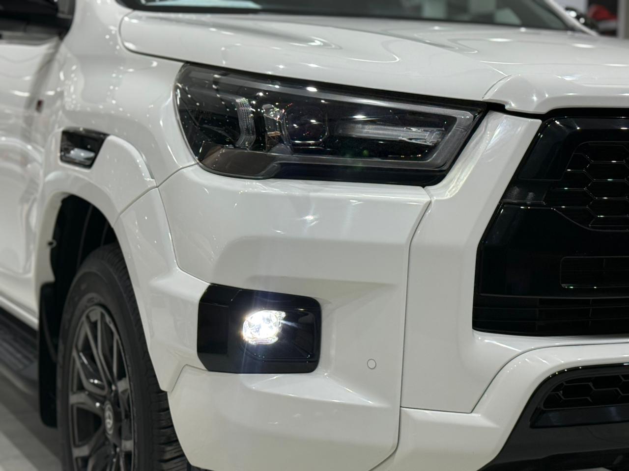 TOYOTA HILUX REVO Z GR SPORT